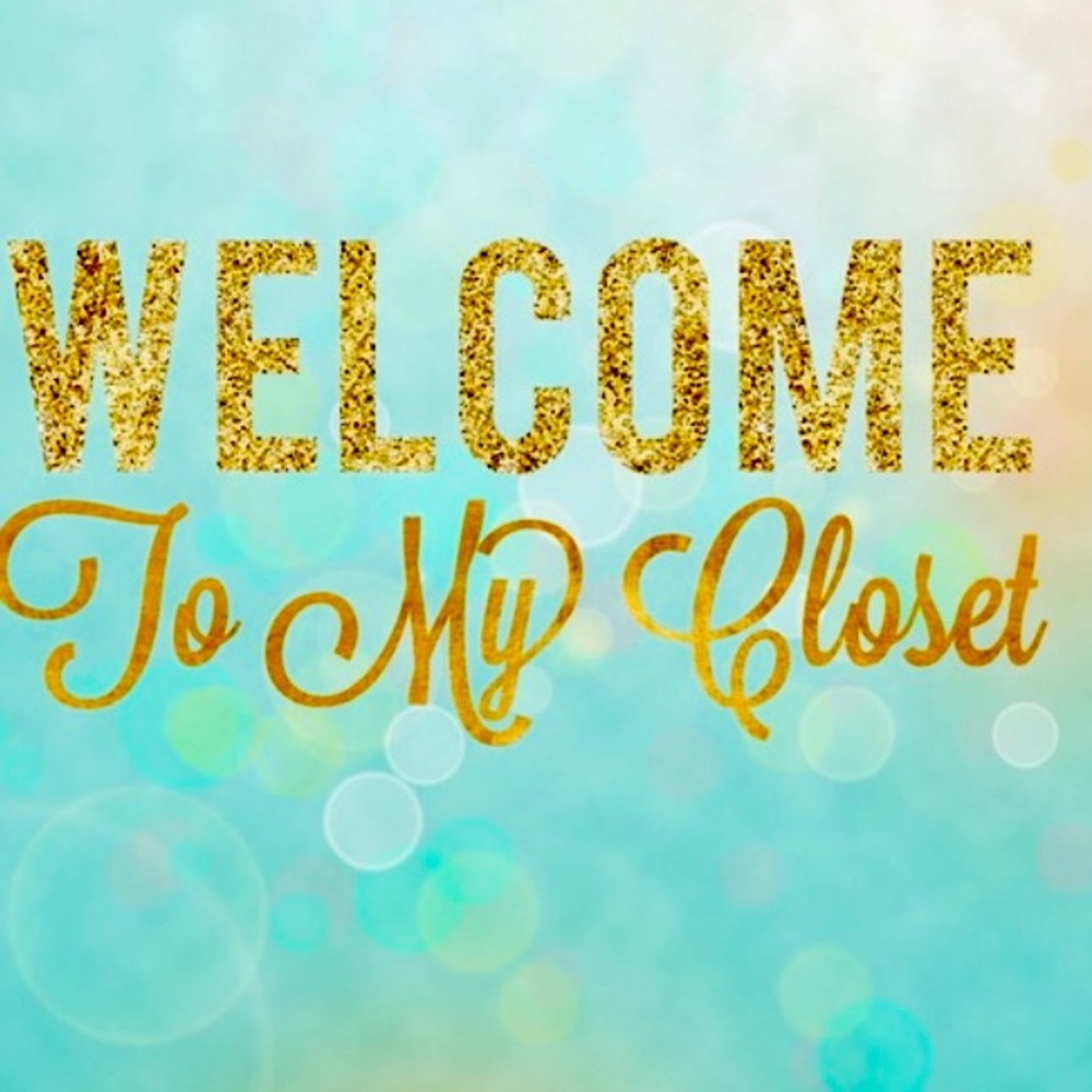 COME ON IN & SHOP!! 🛍🛍🛍🎉🎁🎁🦄🦋